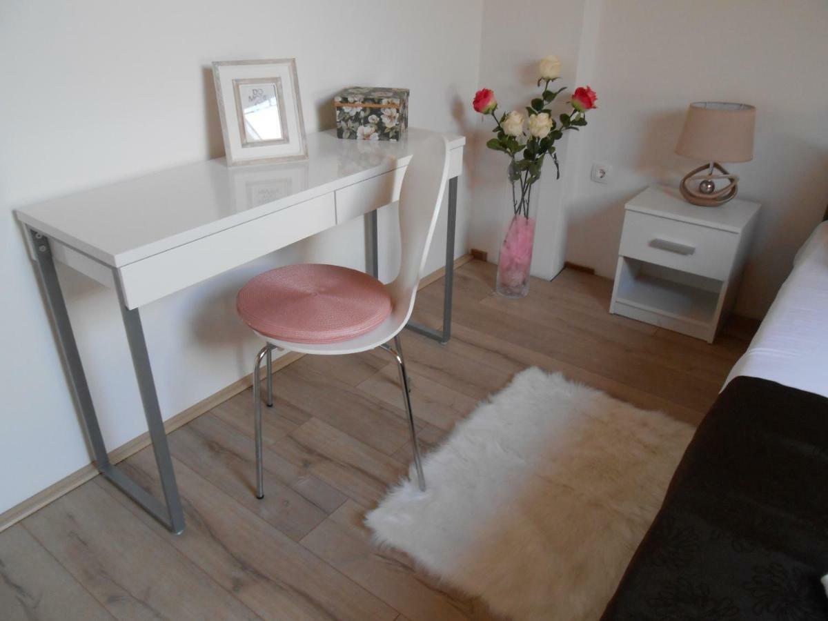 Apartment Melrose With Terrace *